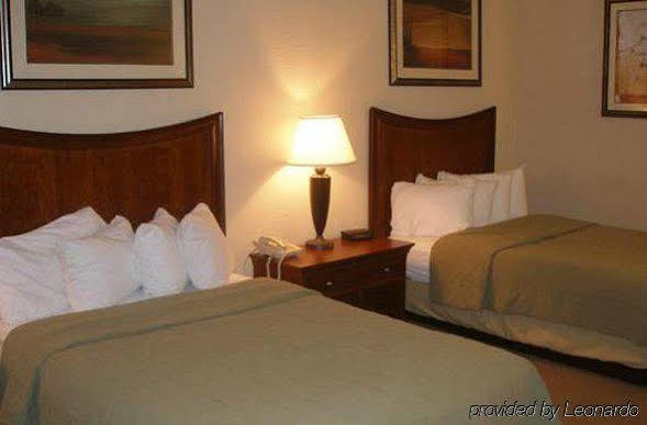 Courtyard By Marriott St. Louis St. Peters Hotel Saint Peters Quarto foto